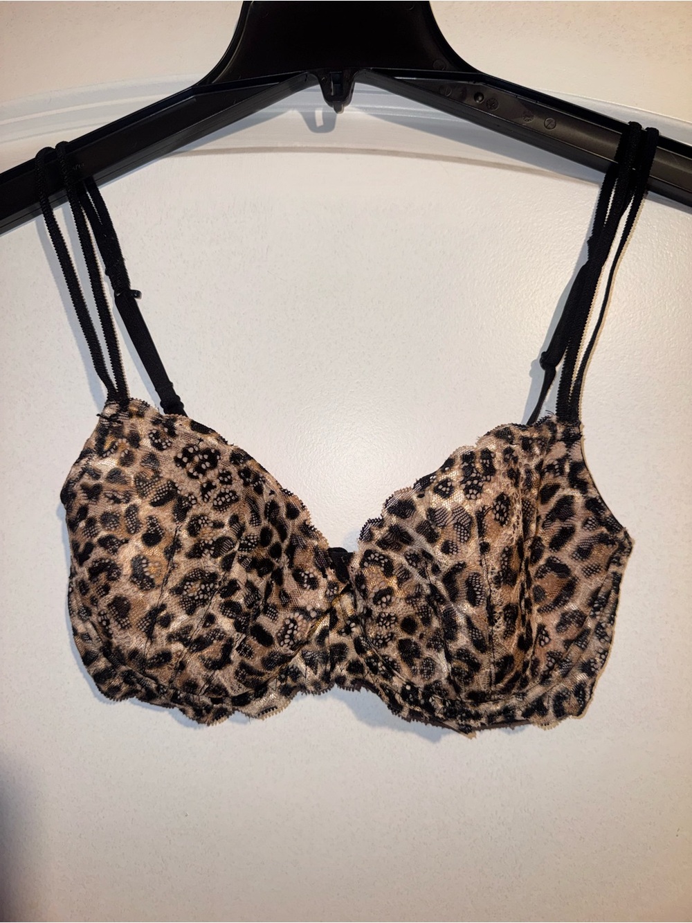 Victoria secret pink bra leapord print